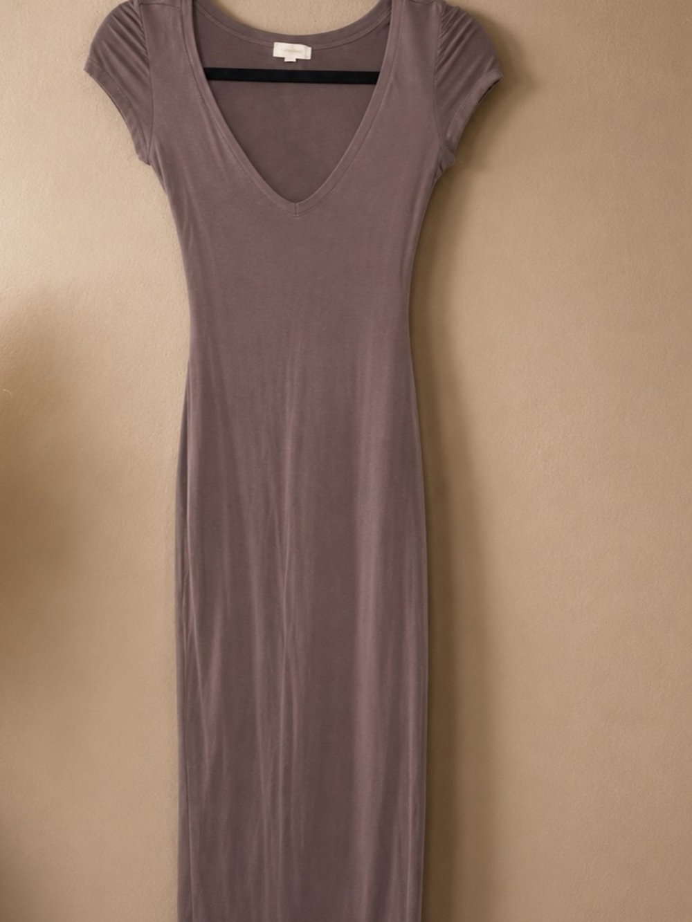 Women's scoop neck knit top